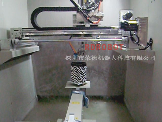 垃圾桶自動(dòng)噴漆機(jī)